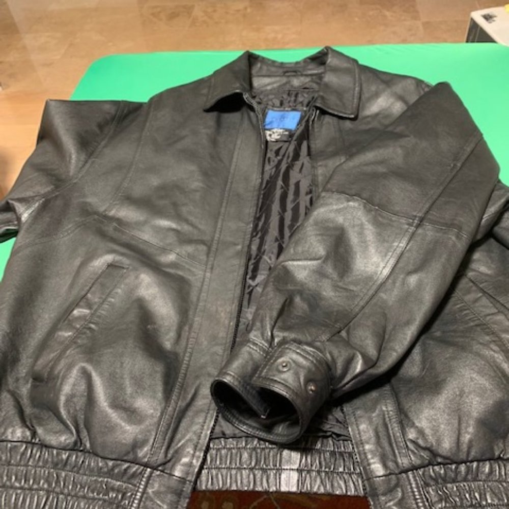 Men's 2XLT Black leather jacket
